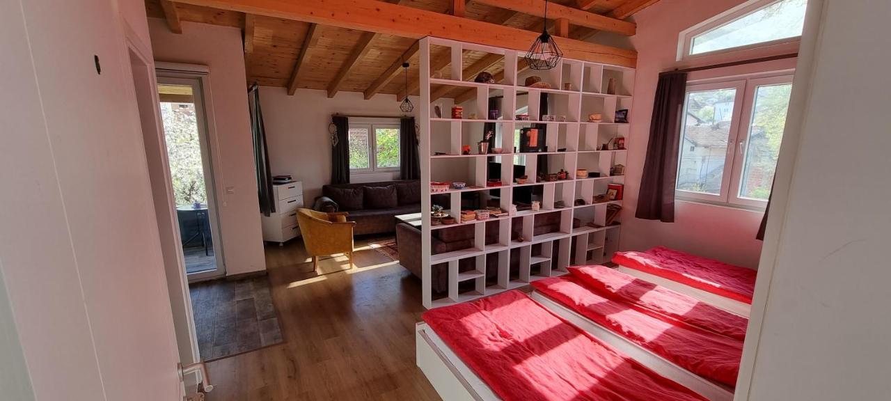 Hotel Bora Pejë Esterno foto